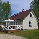 Oeoebiku House Vakantiehuis Antsla